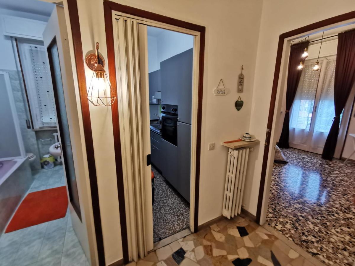 パルマLa Casa Di Jenniferアパートメント エクステリア 写真